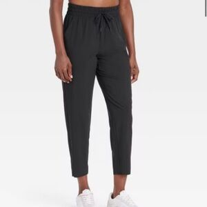 All In Motion Women's Active Light High-Rise Taper Pants Black L